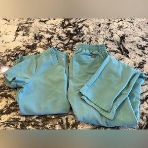 FIGS Women's Scrub Set in Teal